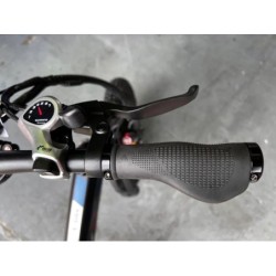 FatBike Troy All Road - Vélo électrique à pneus larges basse pression - Noir & rouge